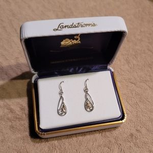 Landstrom's Black Hills Gold Earring set